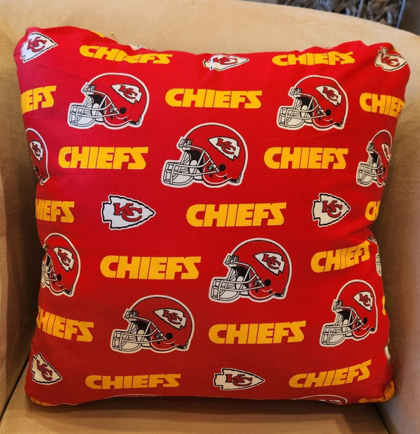 CHIEFS RED & GOLD PILLOW COVER