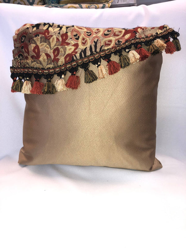 GOLD DELIGHT LUX BASE PILLOW