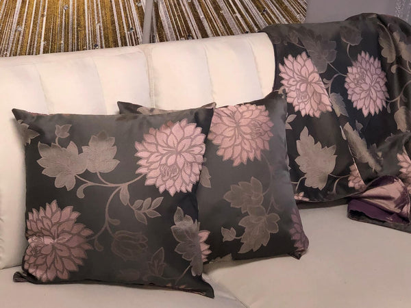 FLORAL MAJESTY PILLOW COVER